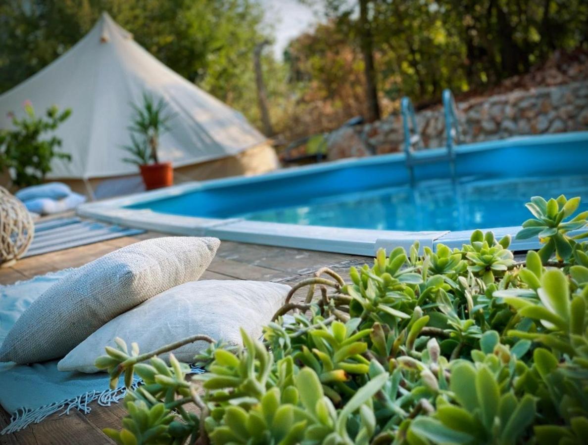 Rock Oak Camping 2 إيموتسكي المظهر الخارجي الصورة